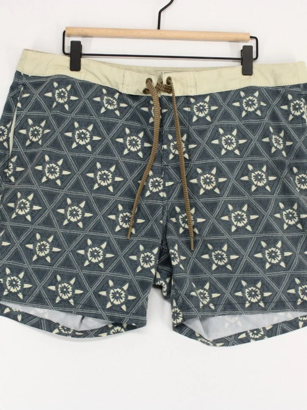 Faherty Biarritz Board Shorts Mens 36 Blue Geometric Swim Trunks Recycled